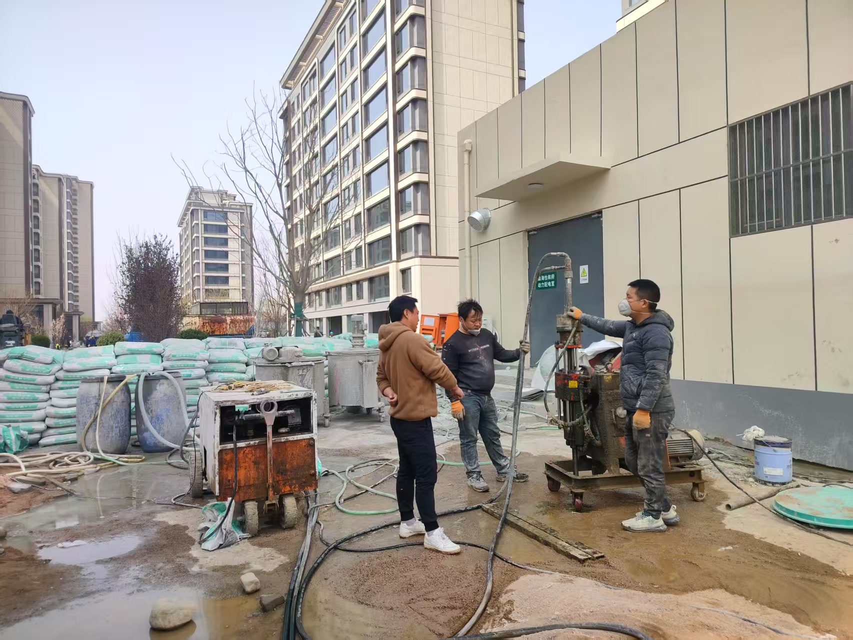 鹰手营子矿如何判断房屋地基是否稳定