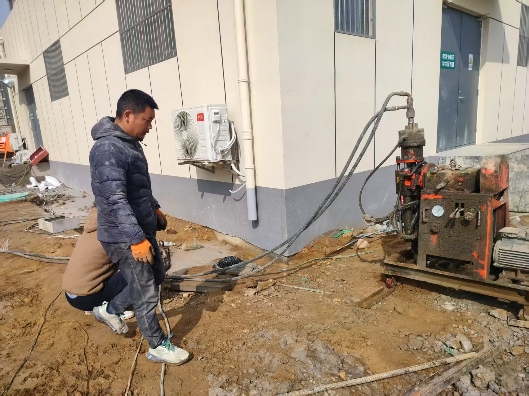 鹰手营子矿地基下沉怎么补救