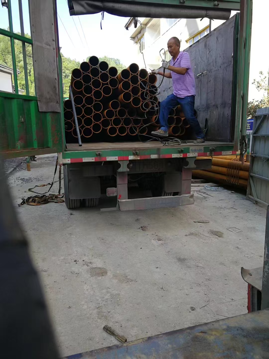 鹰手营子矿房屋地基下沉倾斜加固扶正